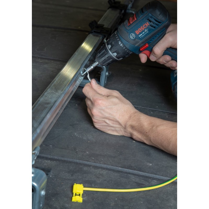 terre cosse sur rail avec vis autoforeuse